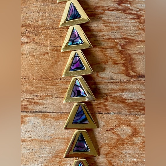 Butler Triangle link bracelet with opalescent insert - Picture 8 of 12